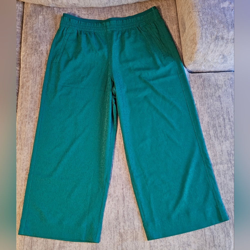 Athleta Echo Textured Wide Crop Pants Size 16